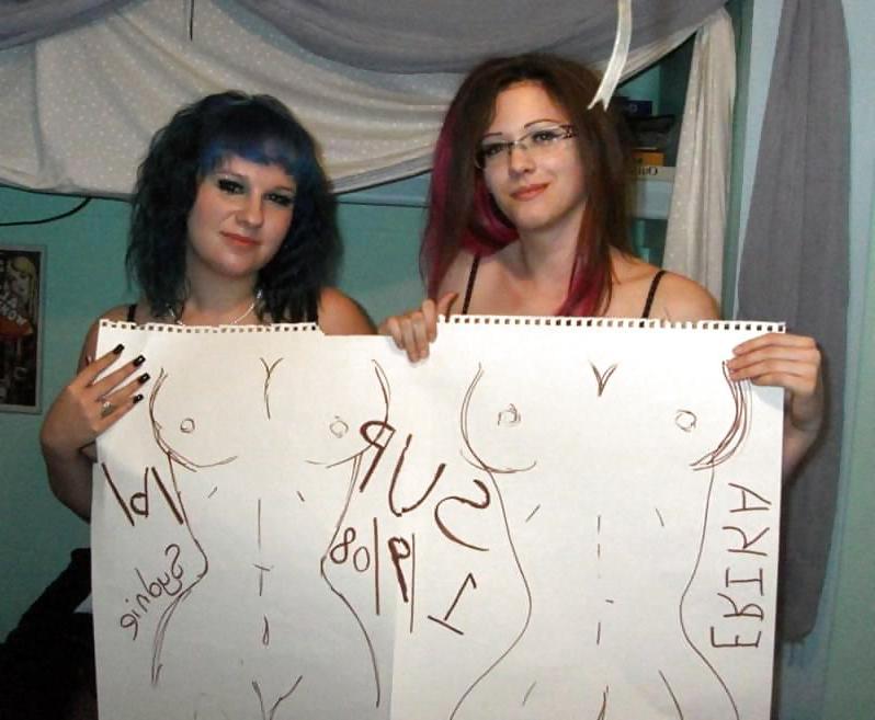 25P Lesbian Teen Erika