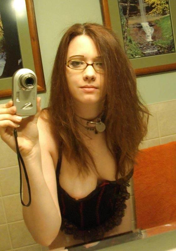 25P Lesbian Teen Erika