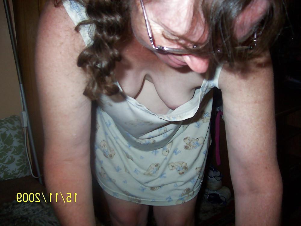 25P Ooops - Downblouse - Upskirt