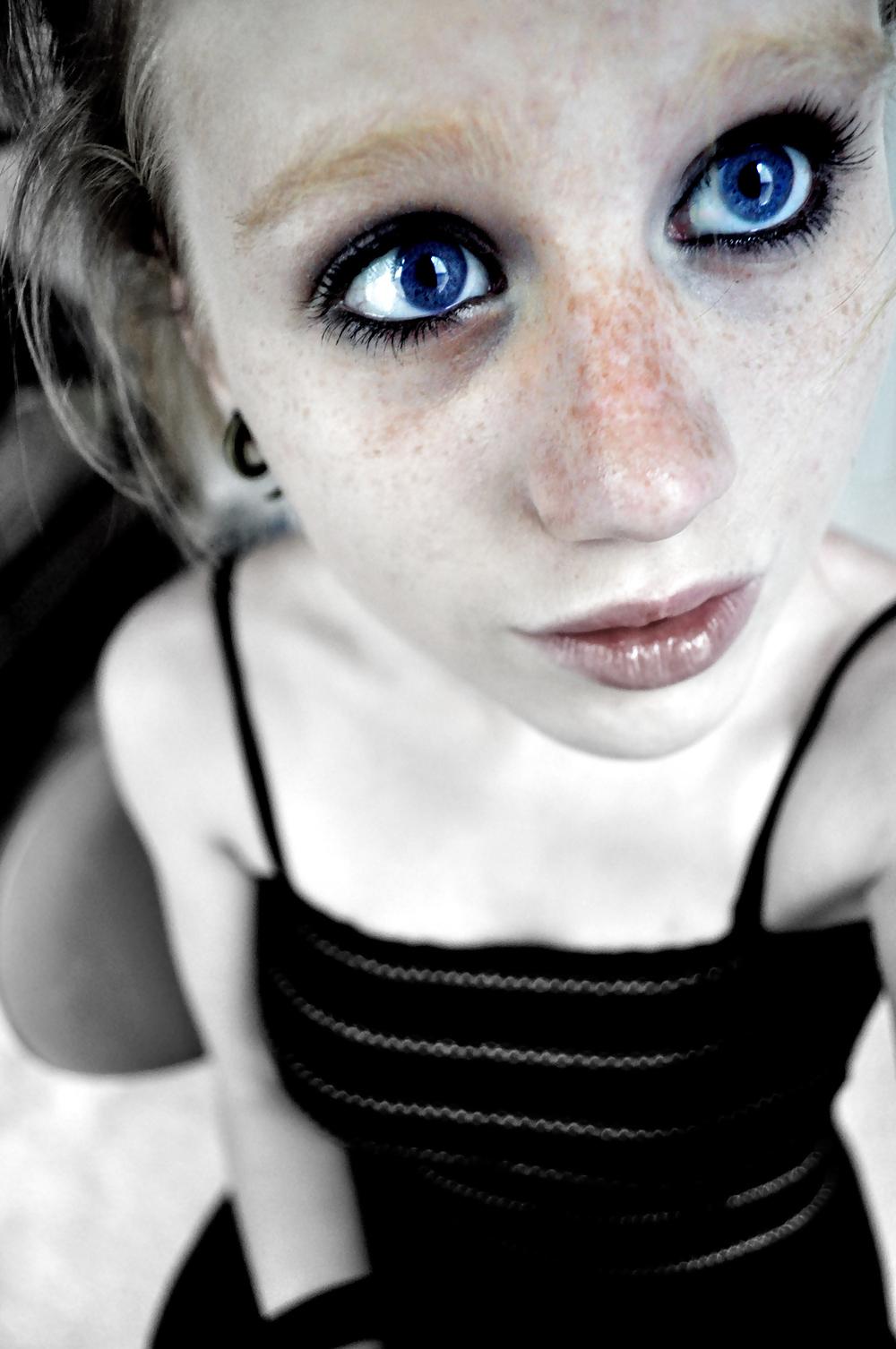 25P The Beauty Of Redheads & Freckles