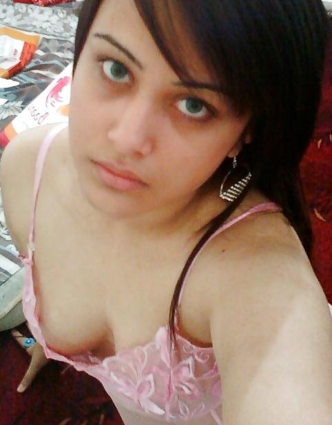 25P Desi Hotties