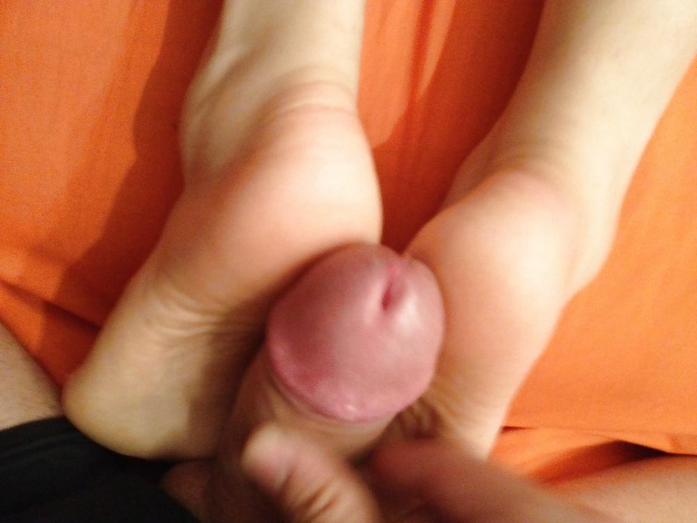 25P Foot fetish gallery 8