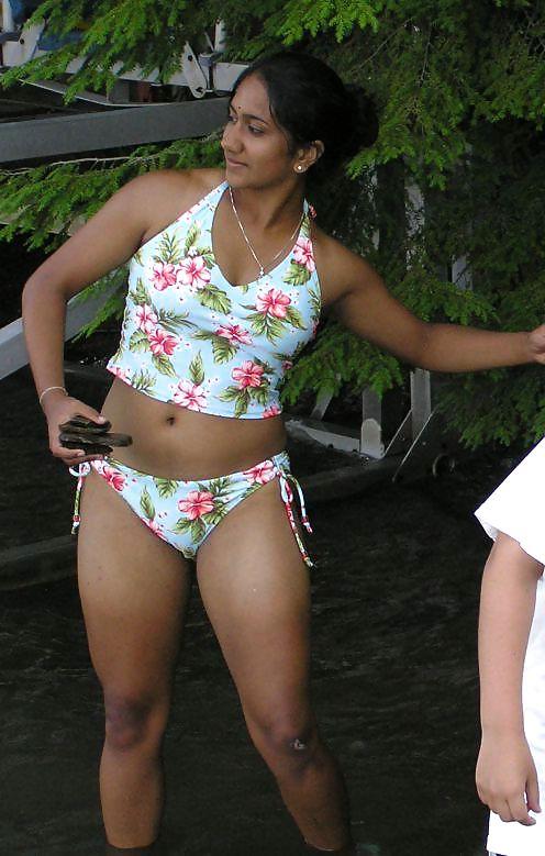 24P Indian Desi Babe Hot & Sexy Indians 
