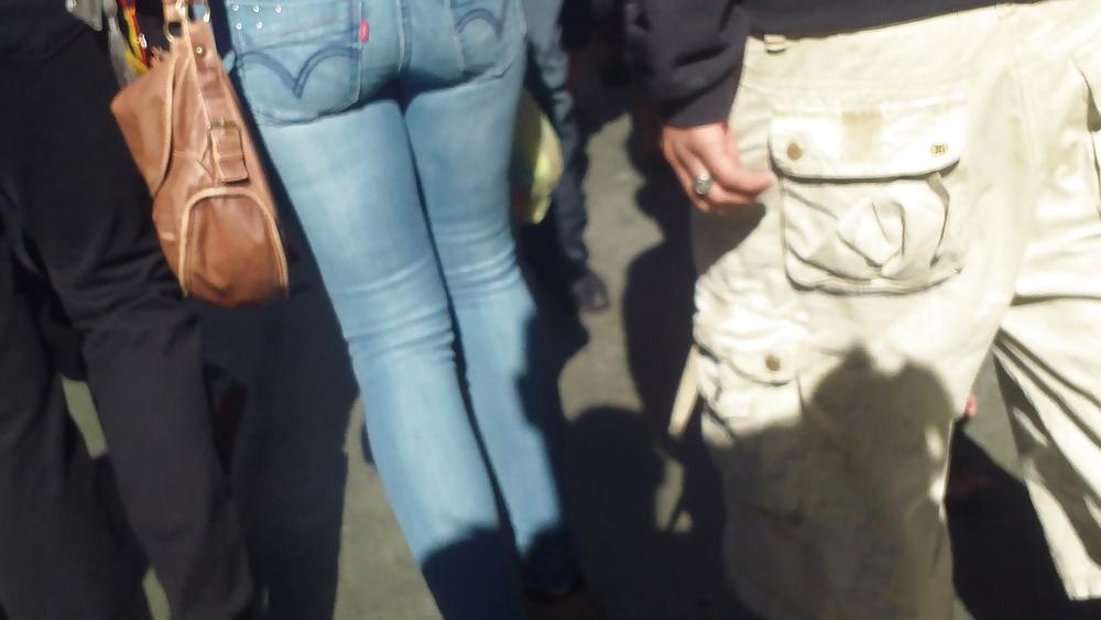 25P Ass & Butt in tight Blue Jeans looking fine 