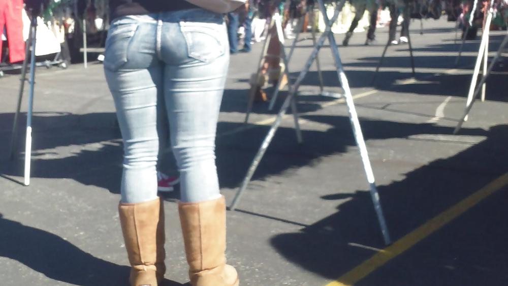 25P Ass & Butt in tight Blue Jeans looking fine 