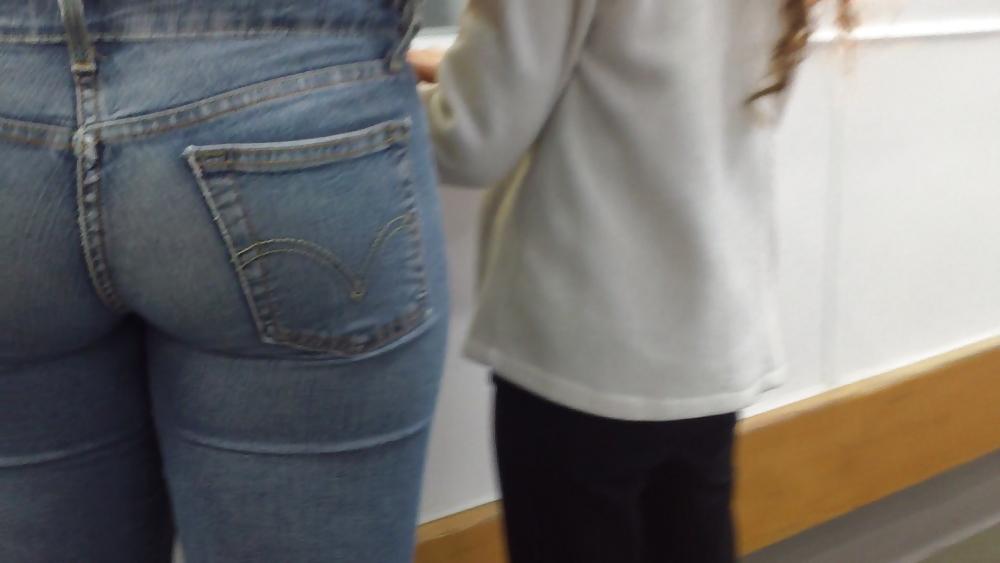 25P Ass & Butt in tight Blue Jeans looking fine 
