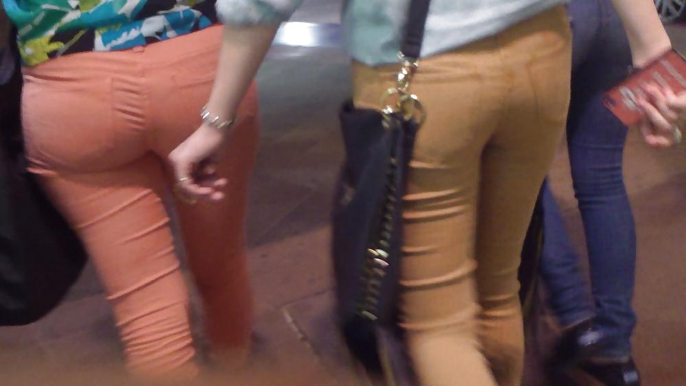 25P Ass & Butt in tight Blue Jeans looking fine 