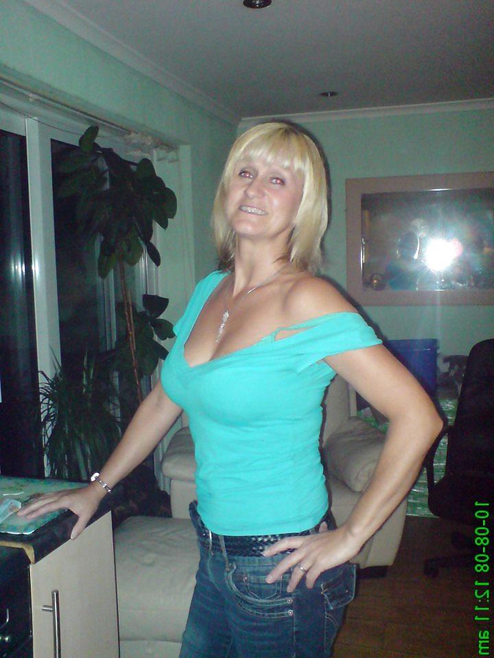 25P My ex danielle and her mum Beverley. Slutty