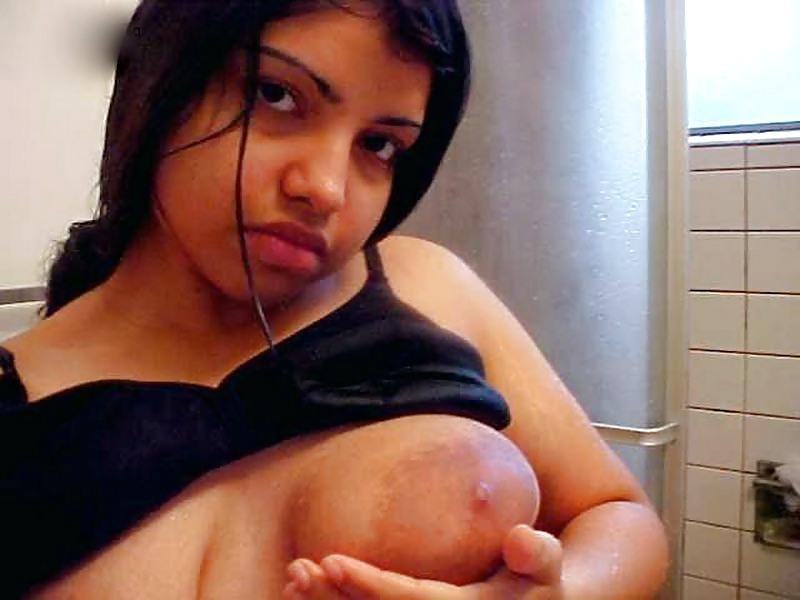 11P Naughty desi chick