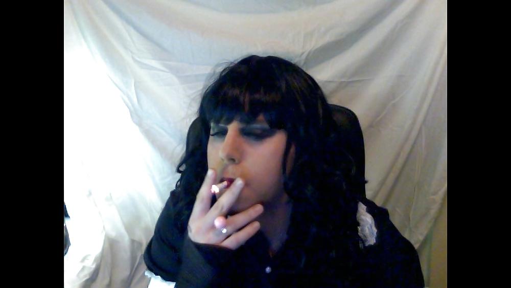 22P Kirsty Smoking - compilation gallery