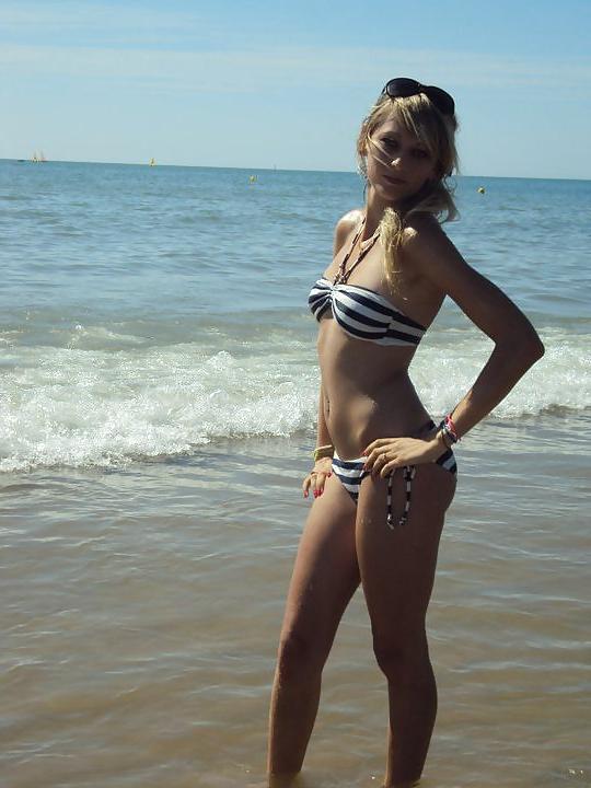 22P Petite compilation de petits seins
