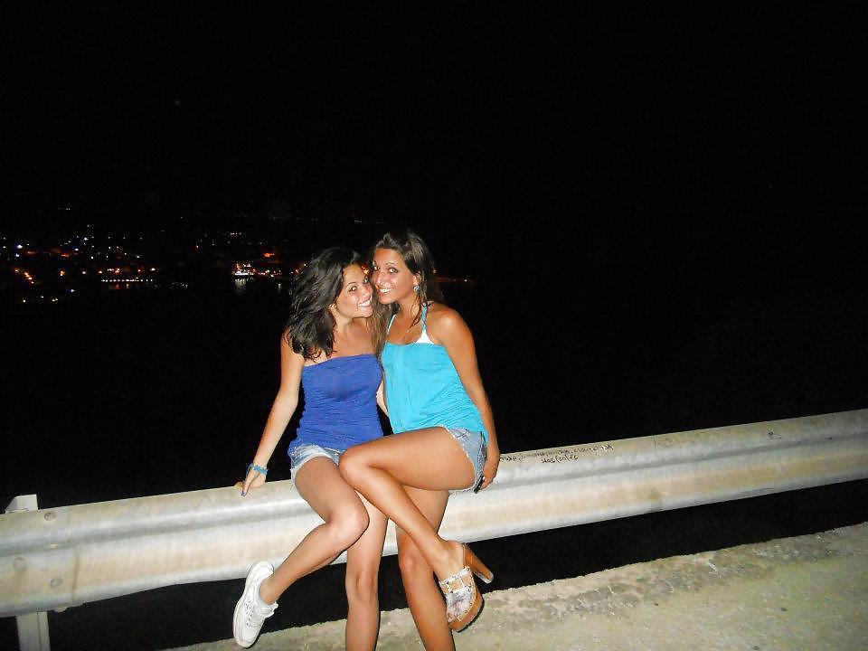 16P Italian beauty: Chiara