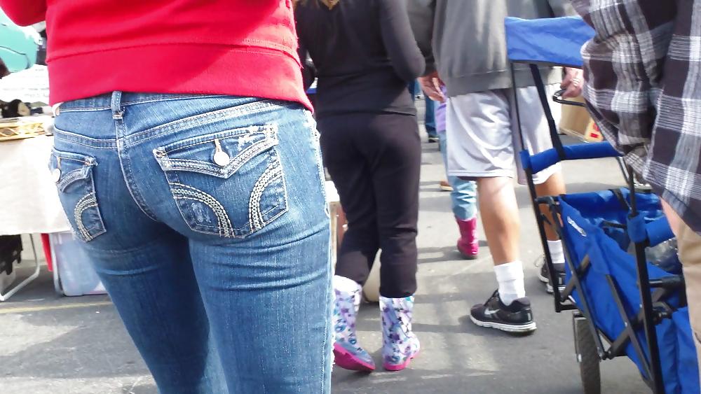 19P Beautiful teen ass & butt in tight blue jeans
