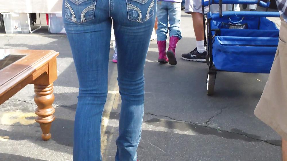 19P Beautiful teen ass & butt in tight blue jeans