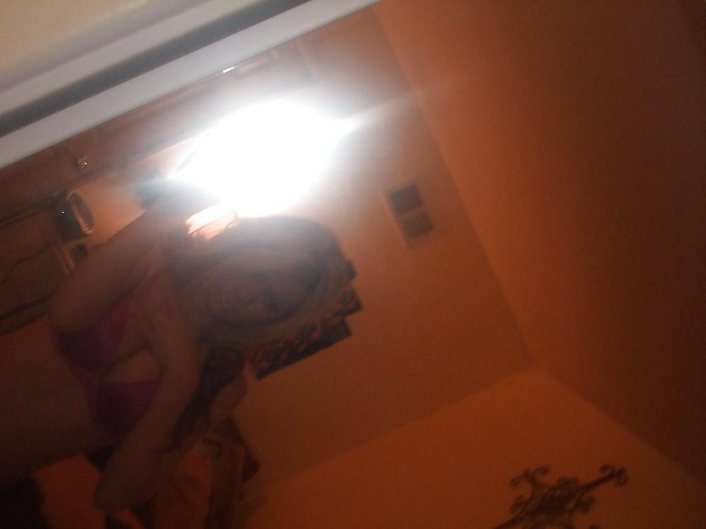 25P Amateur Bett self shots