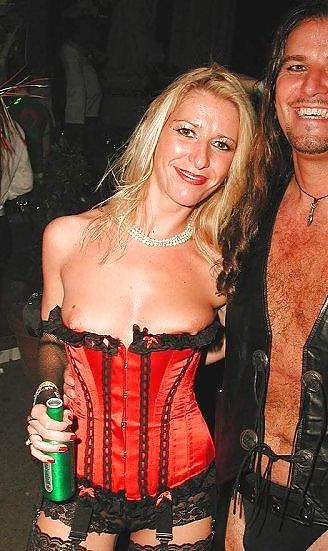 25P 1st Glance Downblouse Nipslips pt6