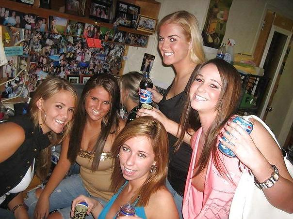 25P 1st Glance Downblouse Nipslips pt14