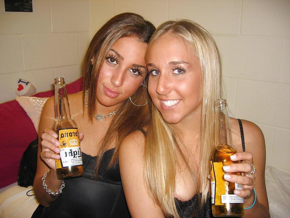 25P 1st Glance Downblouse Nipslips pt18