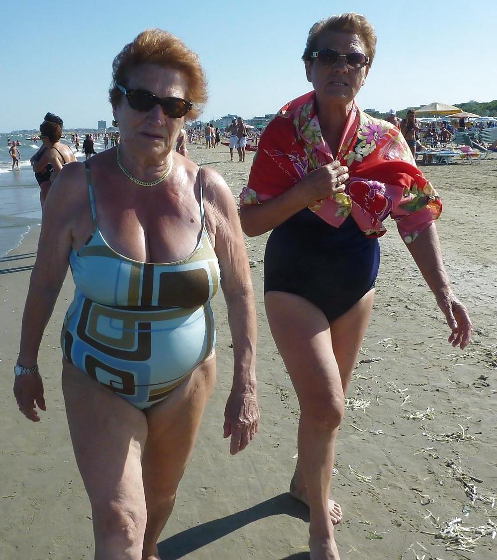 25P Grannies on beach