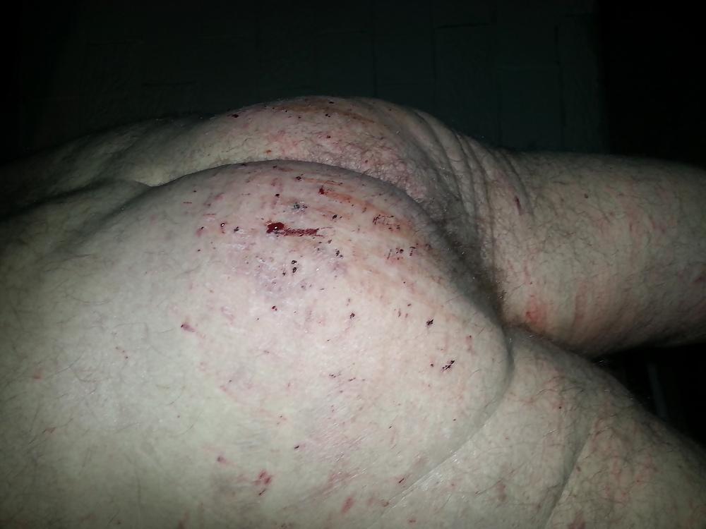 15P Self spanked
