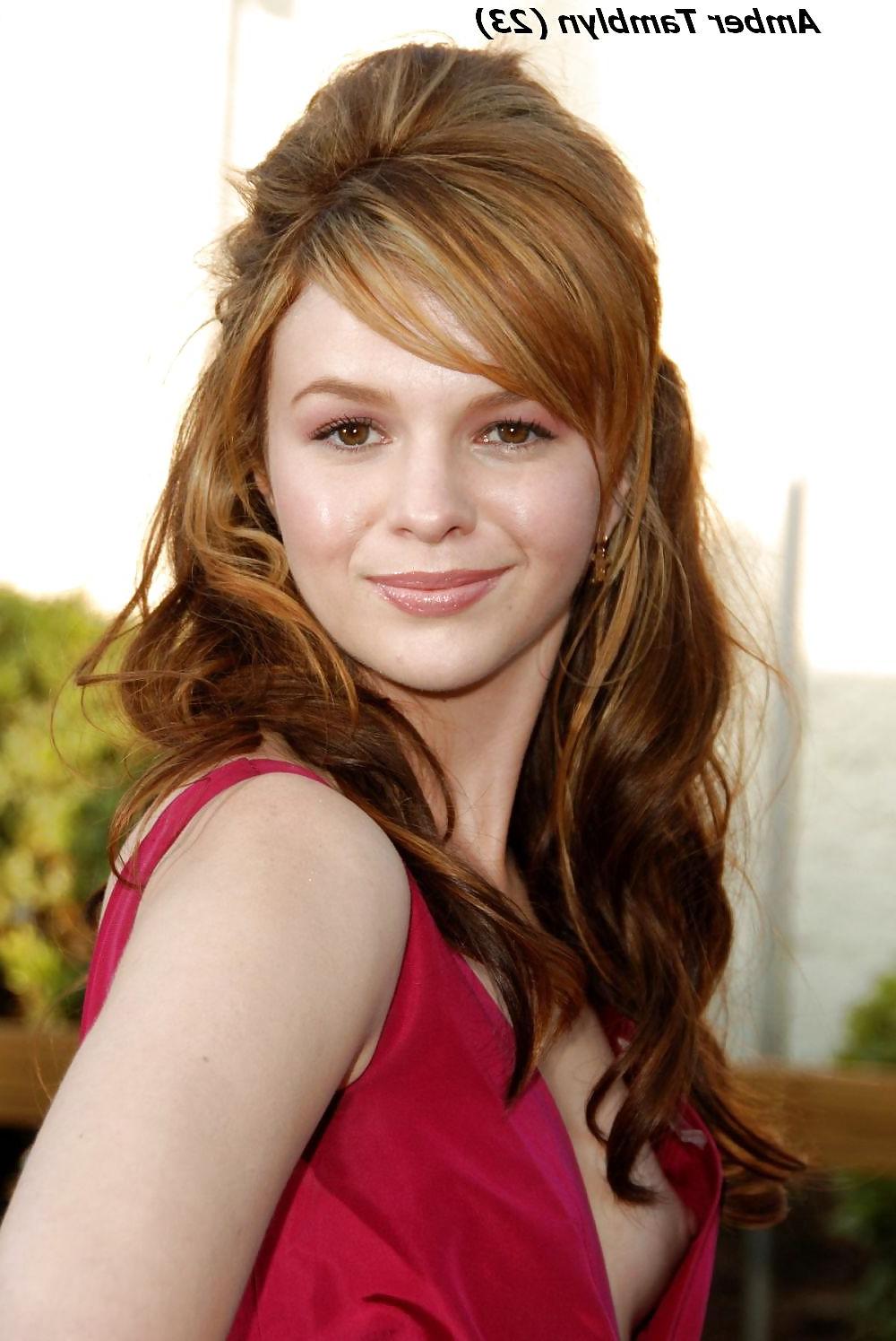 10P Celebs downblouse