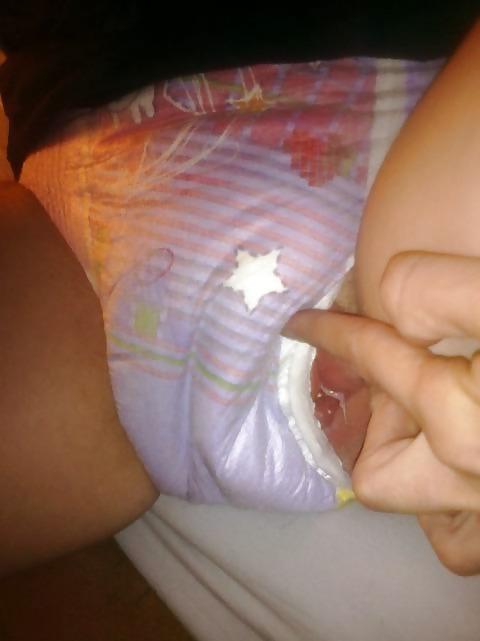6P My Girlfriend wearing Diaper
