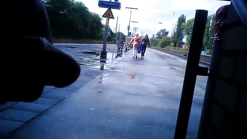10P Public Masturbation 1