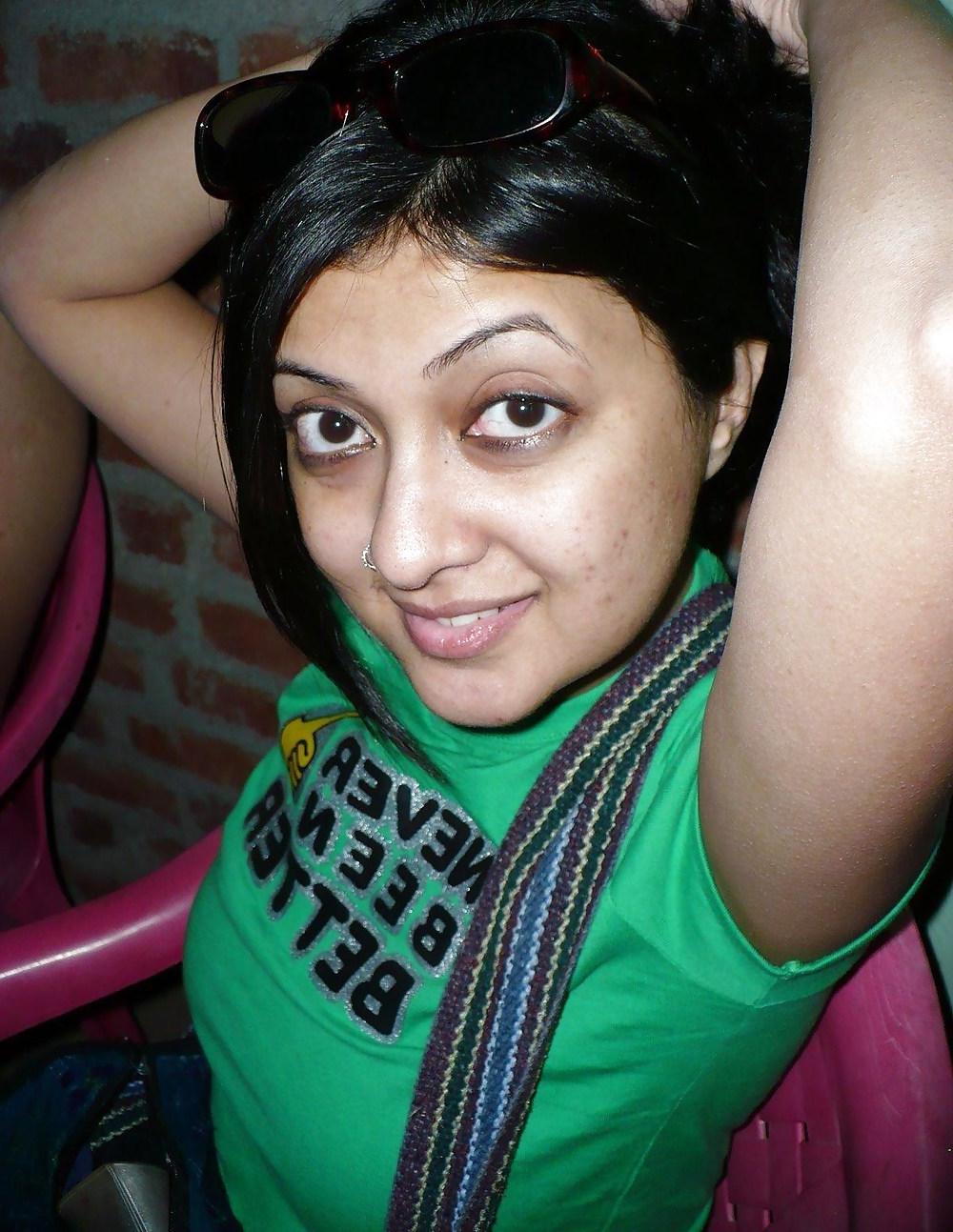 25P Hot Desi Randiya