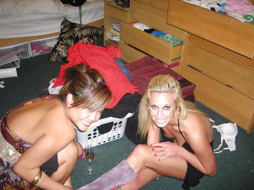 13P Downblouse