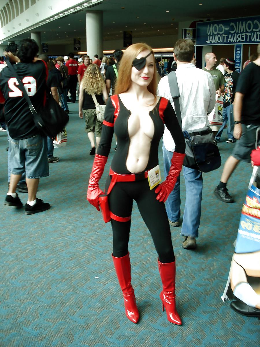 25P Babes of Comic Con 
