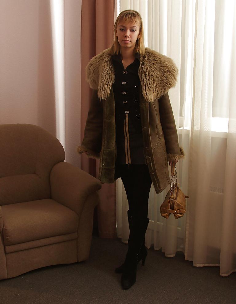 25P Fur girl 16