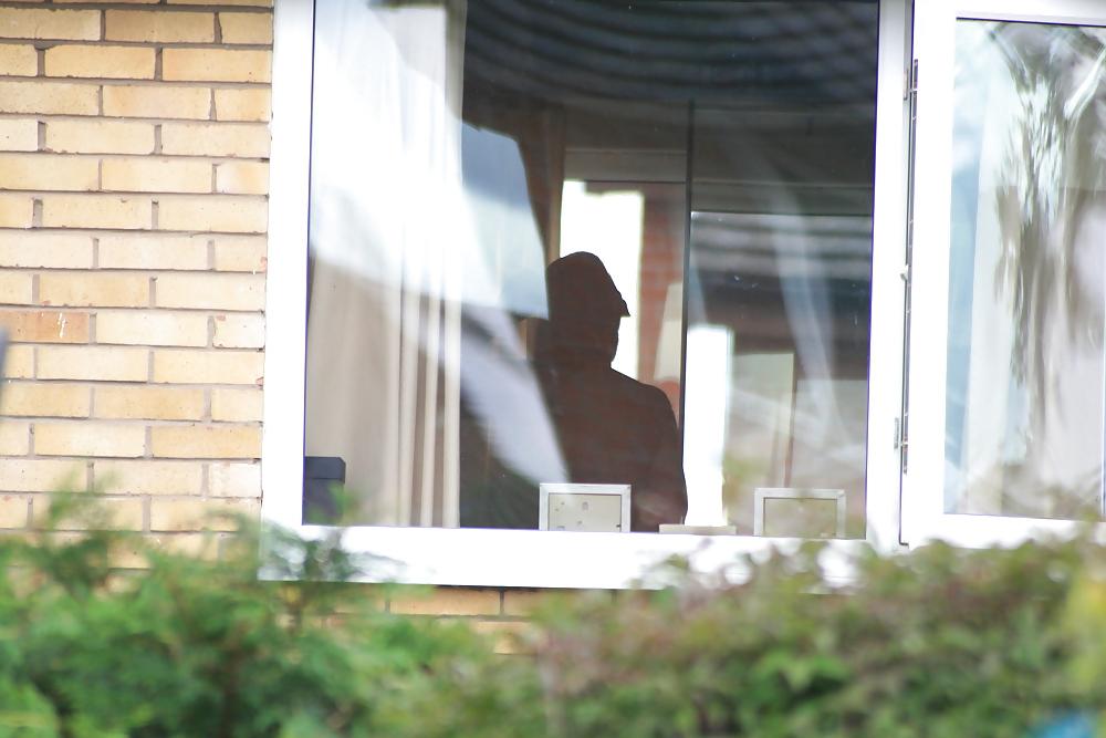 12P Through Neighbours Window