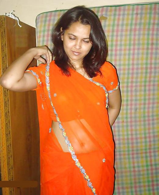 25P Desi babe Shenaz