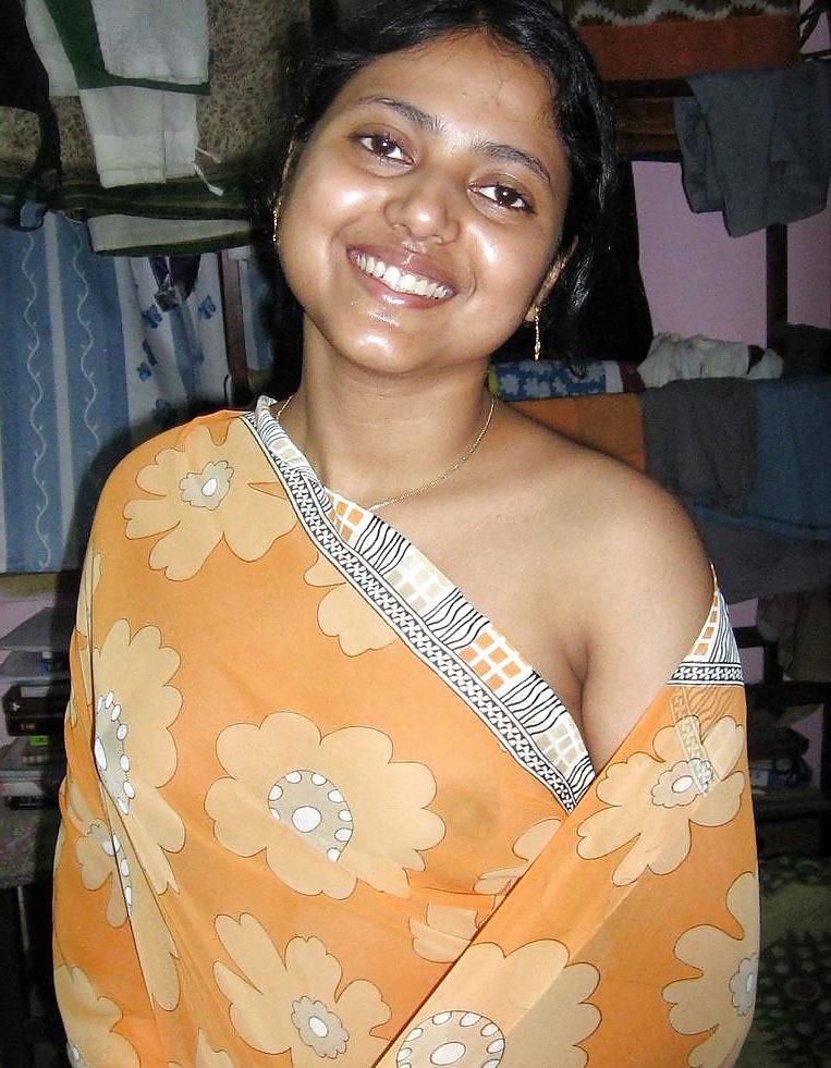 25P Desi babe Shenaz