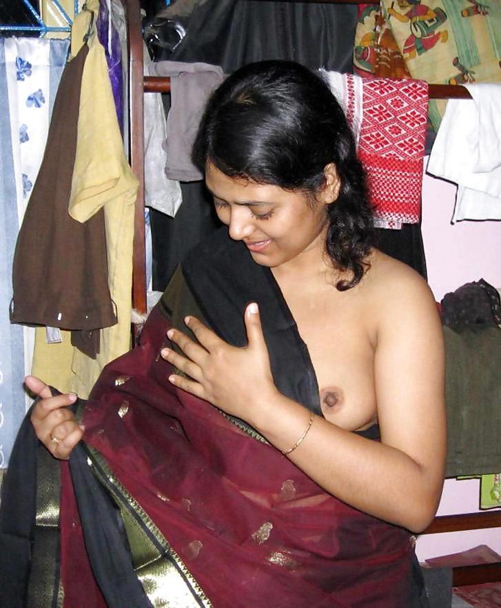 25P Desi babe Shenaz