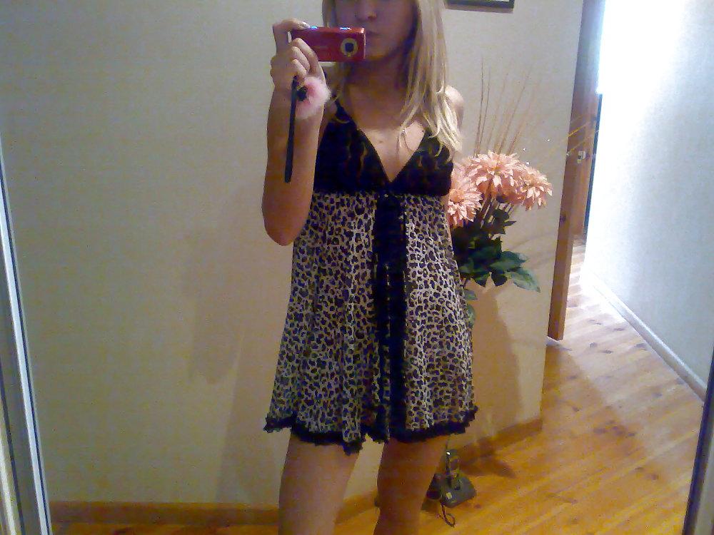7P Who wants to see her naked? 2
