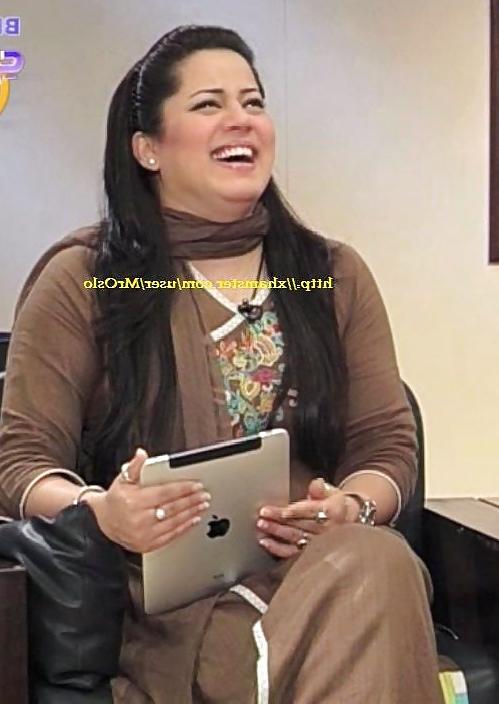 25P Pakistani beauty Milf Najia Baig