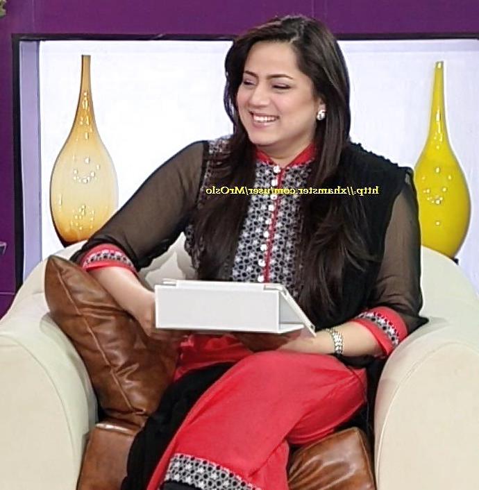 25P Pakistani beauty Milf Najia Baig