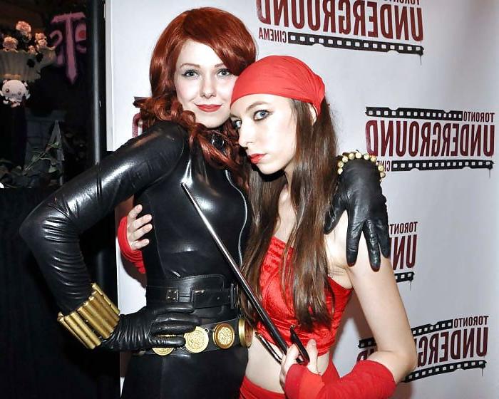 25P Babes of Comic Con 06