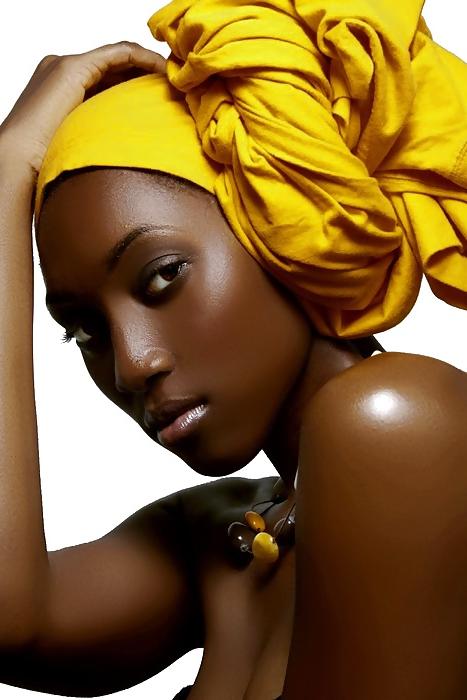 25P Ebony beauty...