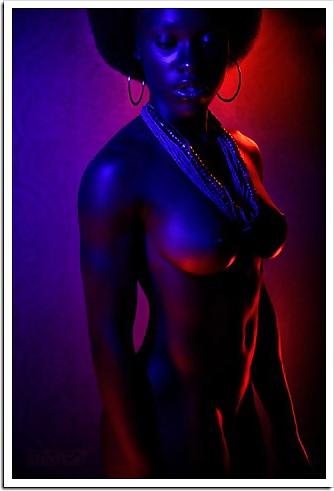 25P Ebony beauty...
