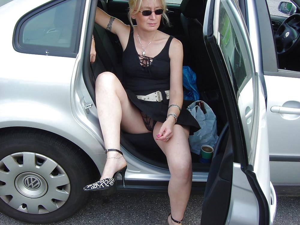 25P Real Upskirt - 13