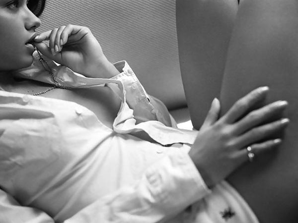 21P The Erotic Beauty of Petite Women Black and White 3