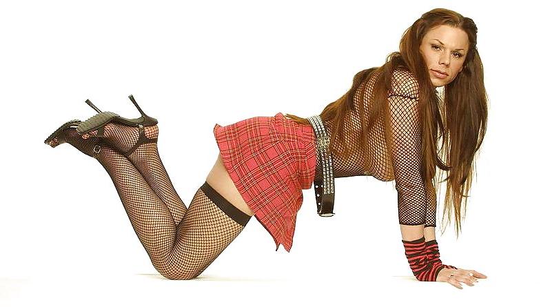 25P Kimberley Devine, seductive androgynous beauty