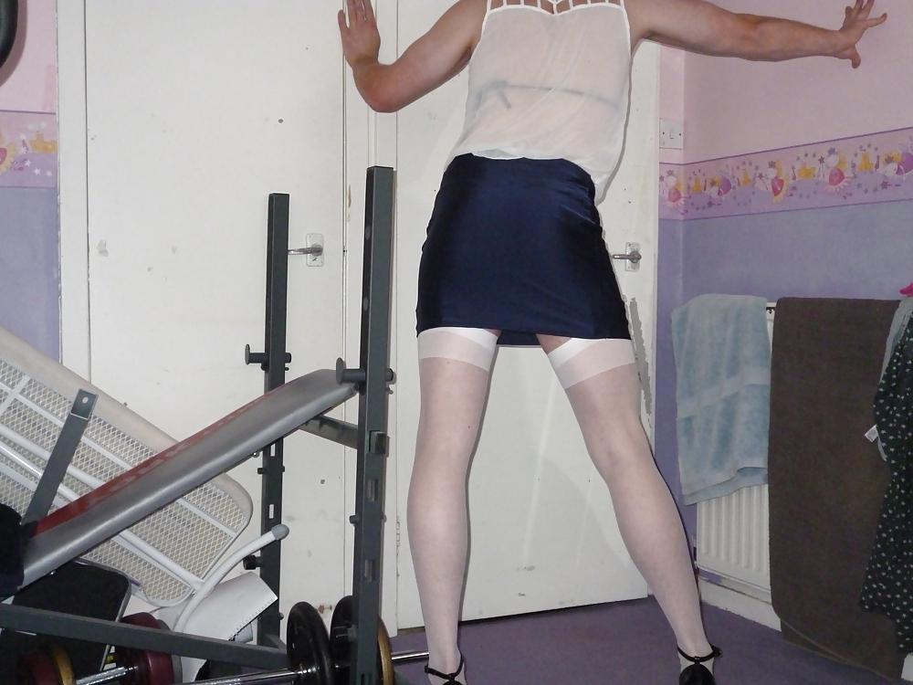 25P Tranny tries on her new clothes