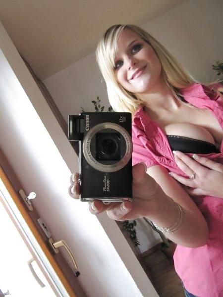 25P Social Network Lesbians From MeetMeMatch