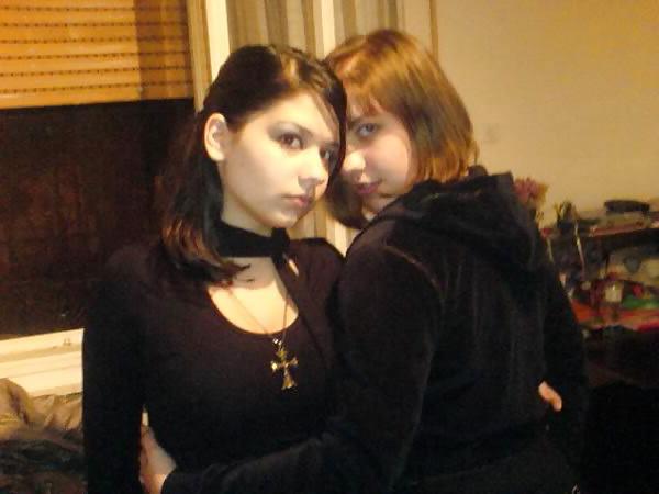 25P Social Network Lesbians From MeetMeMatch