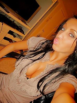 25P Social Network Lesbians From MeetMeMatch