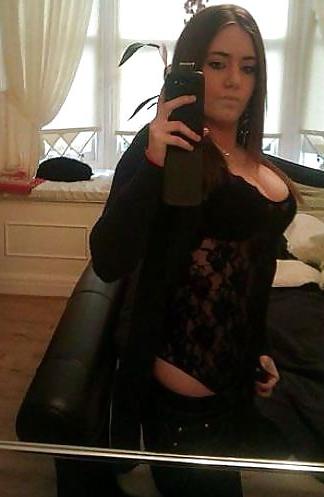 25P Social Network Lesbians From MeetMeMatch