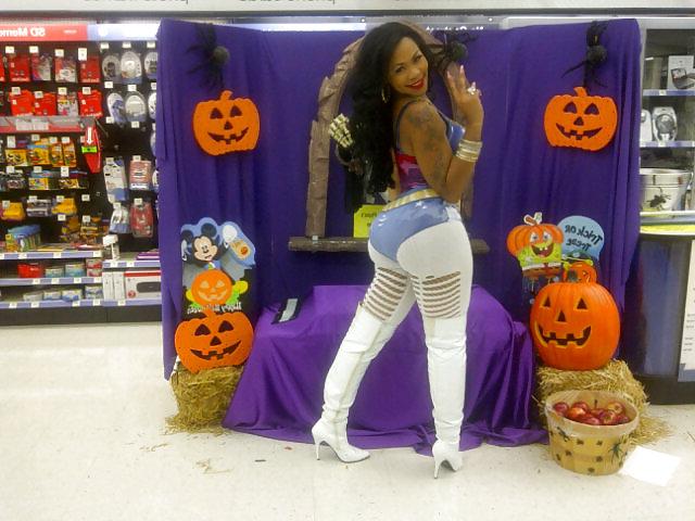 25P Halloween album